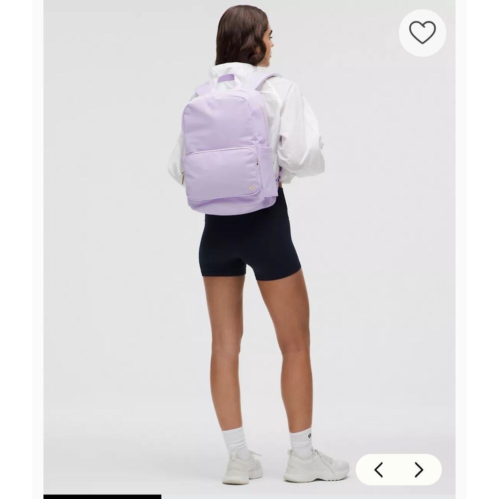 Everywhere Backpack 22L
Metal Hardware RETAIL PRICE 98